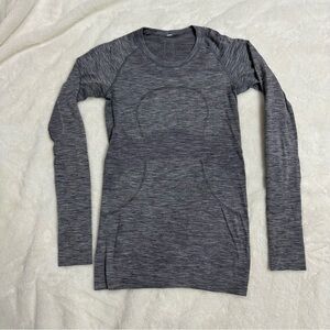 lululemon athletica Swiftly Tech Long Sleeve Size 6